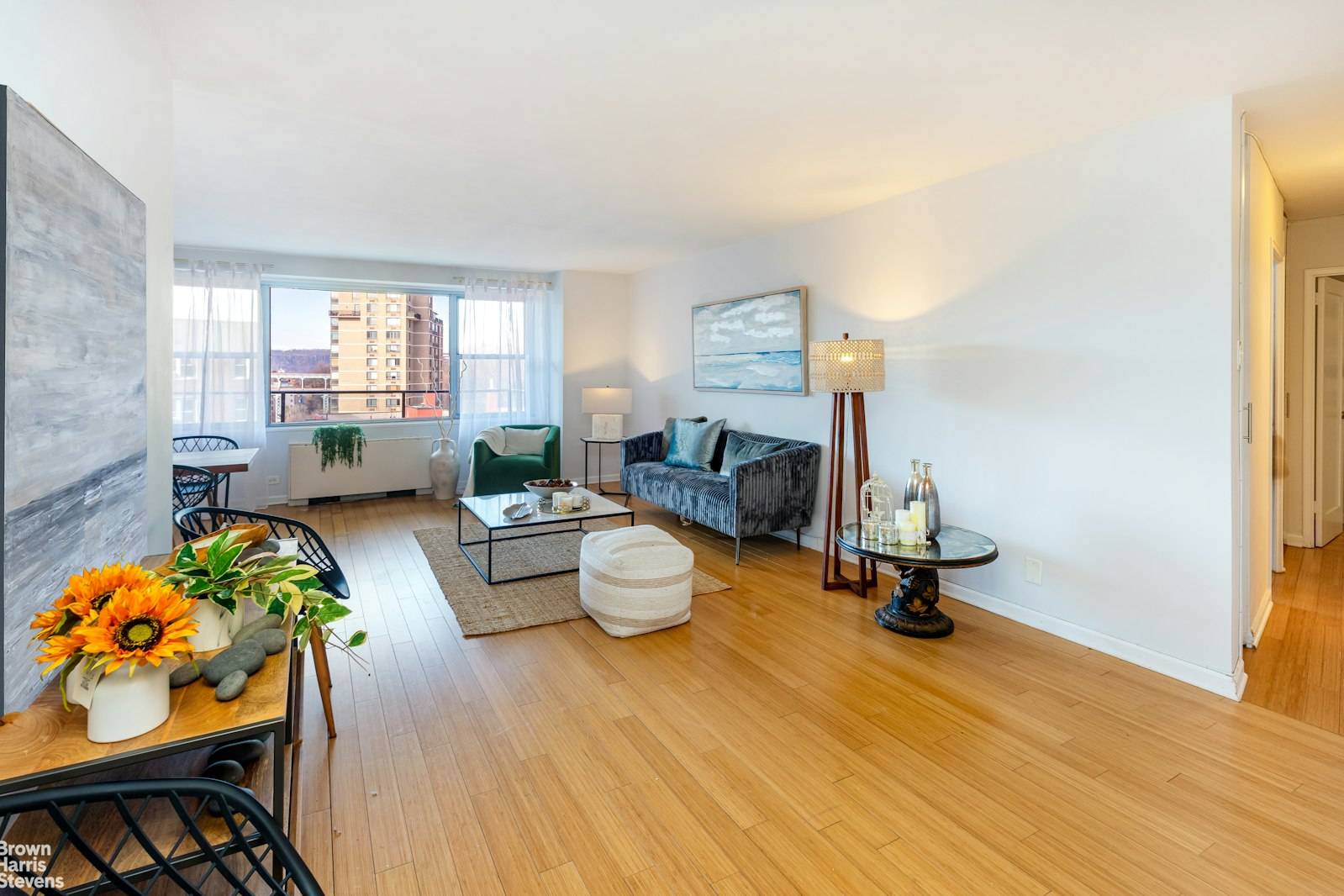 This spacious and move in ready two bedroom, two bathroom home at the luxurious Winston Churchill offers an ideal combination of style, comfort, and convenience.