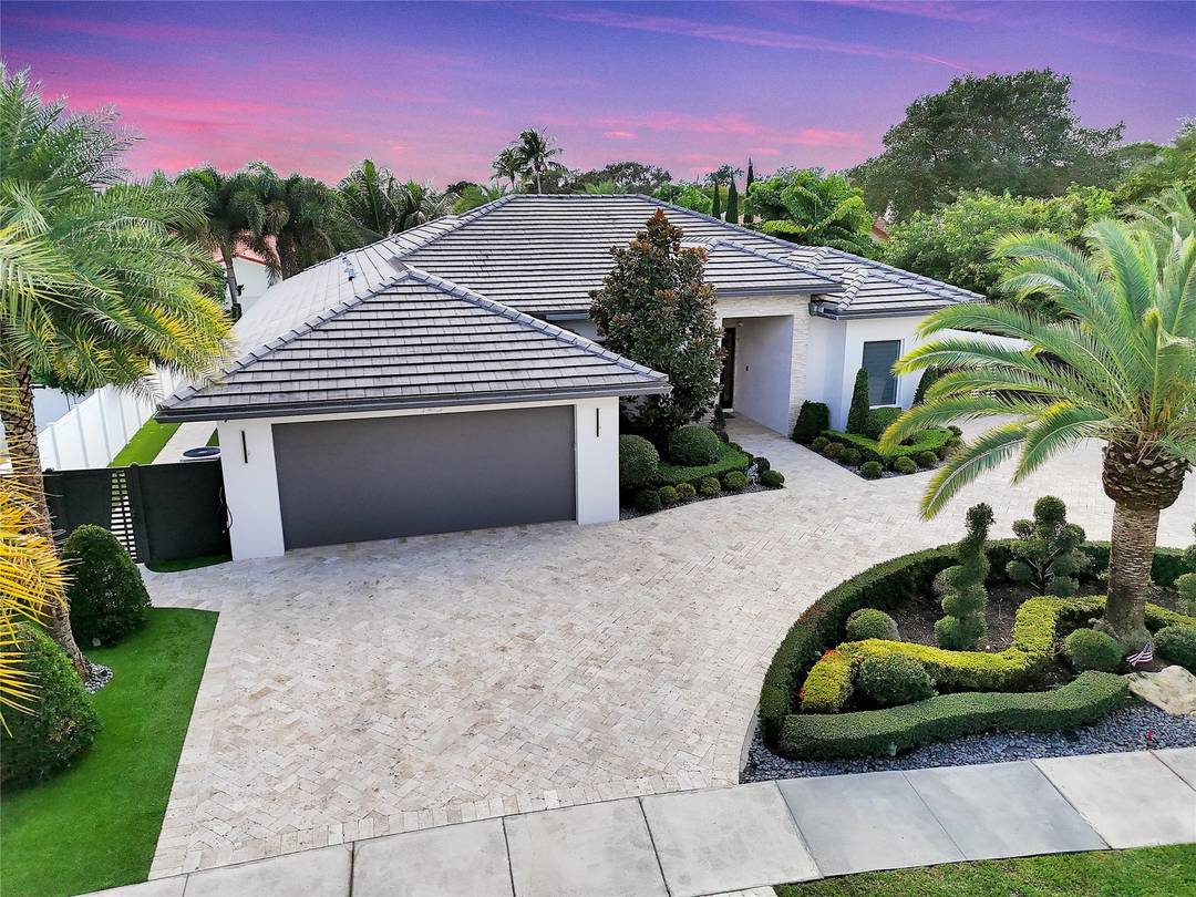 Discover unparalleled luxury in this custom built residence, perfectly situated in East Boca Raton s most desirable location.