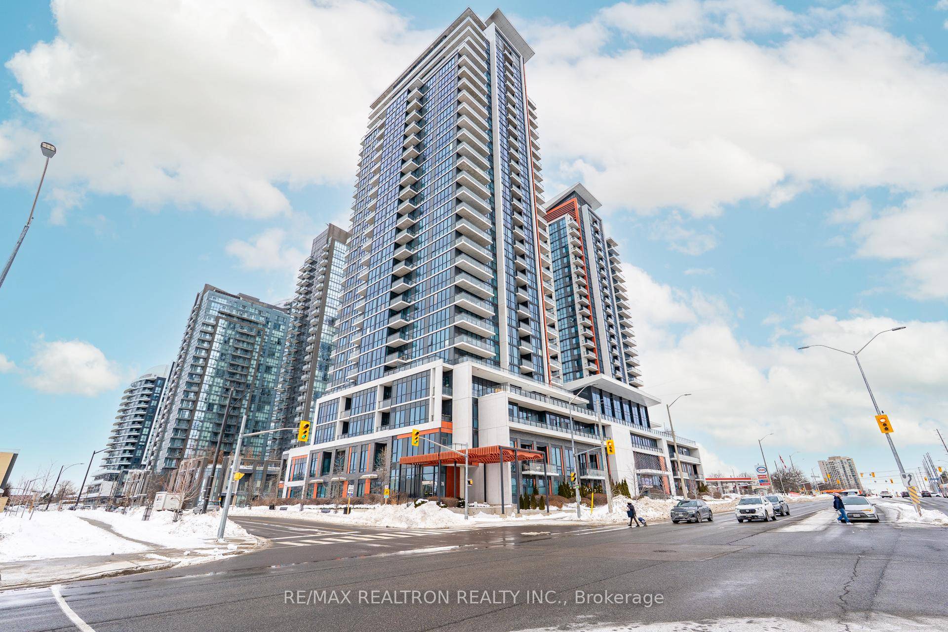Luxurious Living at the Renowned Crystal Towers in the Heart of Mississauga.