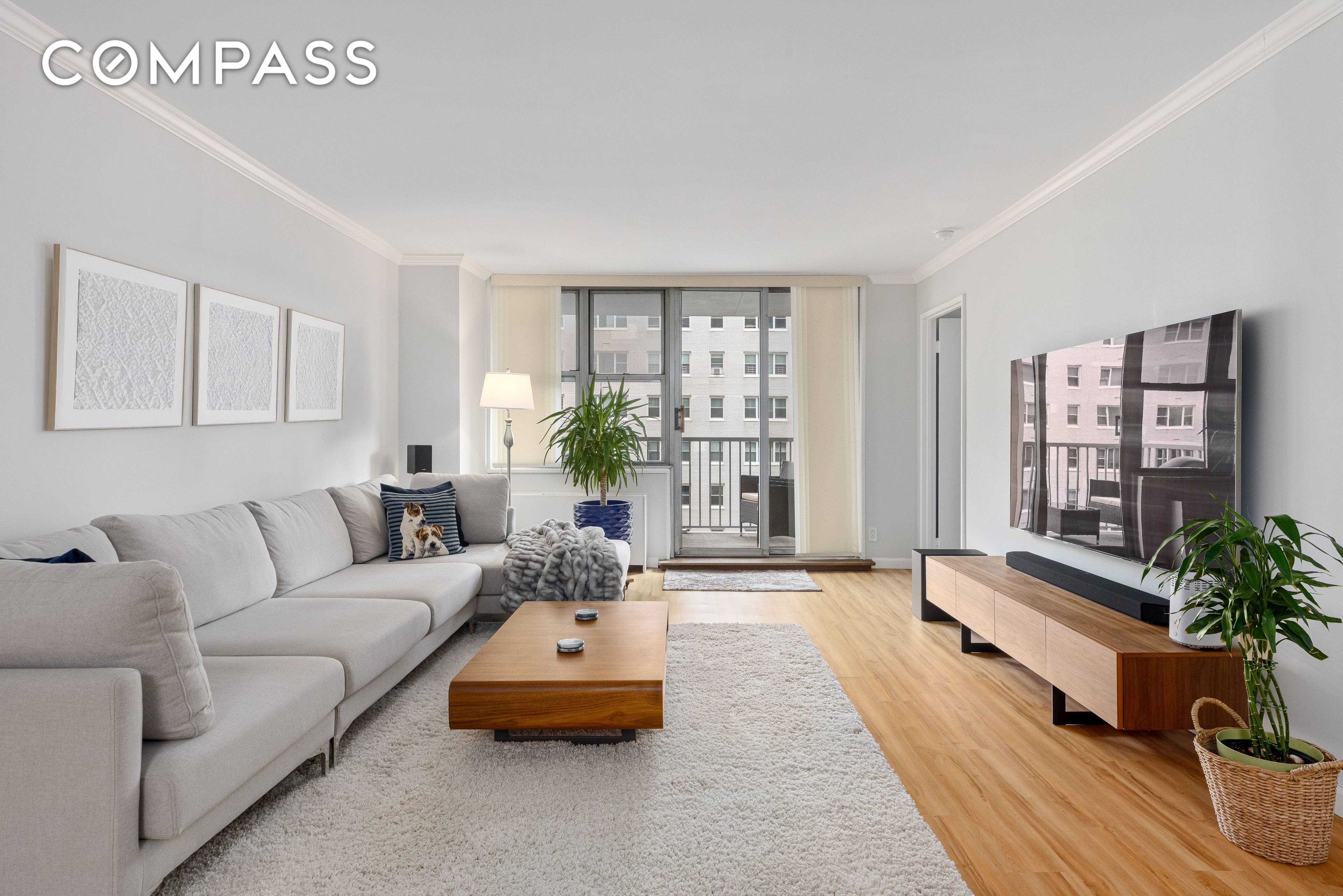 Welcome to Residence 11H at 444 East 86th Street a beautifully renovated, oversized 2 bedroom, 2 bathroom home with a gracious layout and stunning natural light throughout.