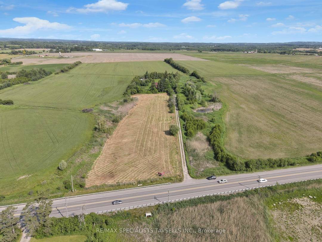 Prime 4. 93 Acre Property in Caledon Exceptional Development Potential Situated in a rapidly evolving and high growth area of Caledon, this 4.
