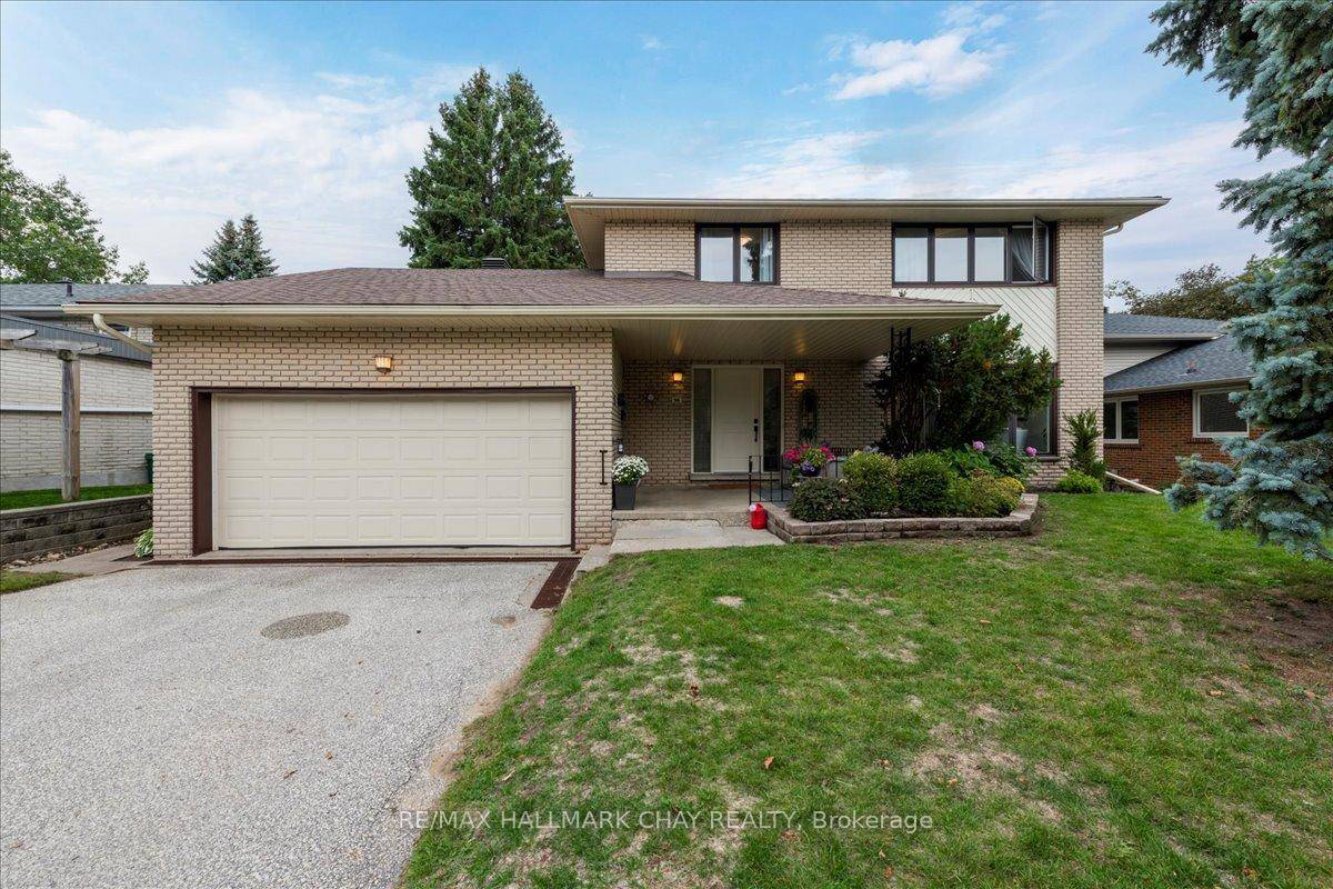 Welcome to 56 Marshall Street, Barrie This fully renovated all brick executive home in sought after Allandale has been redone top to bottom and is ready for immediate possession !