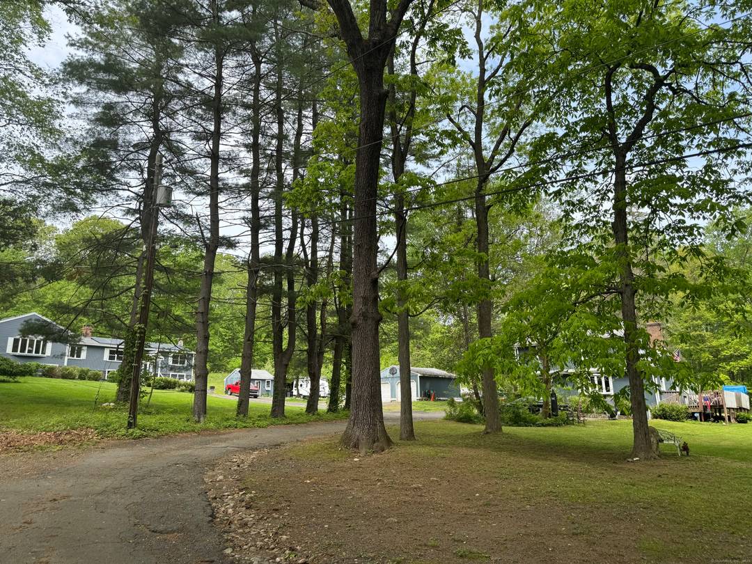 Welcome to this exceptional estate set deep off the road on 3.