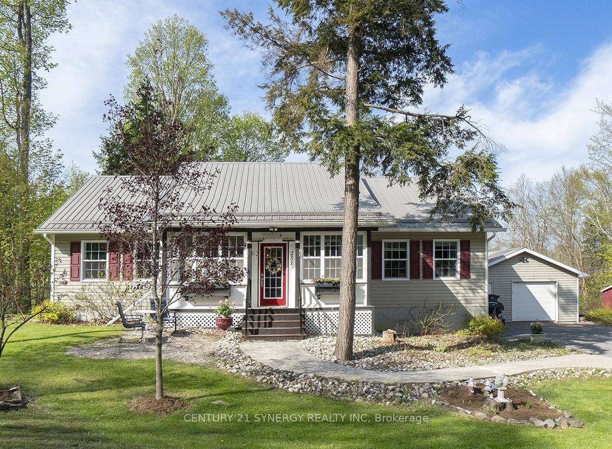Welcome to Chaloa Acres South, Where Country Charm Meets Modern Comfort !