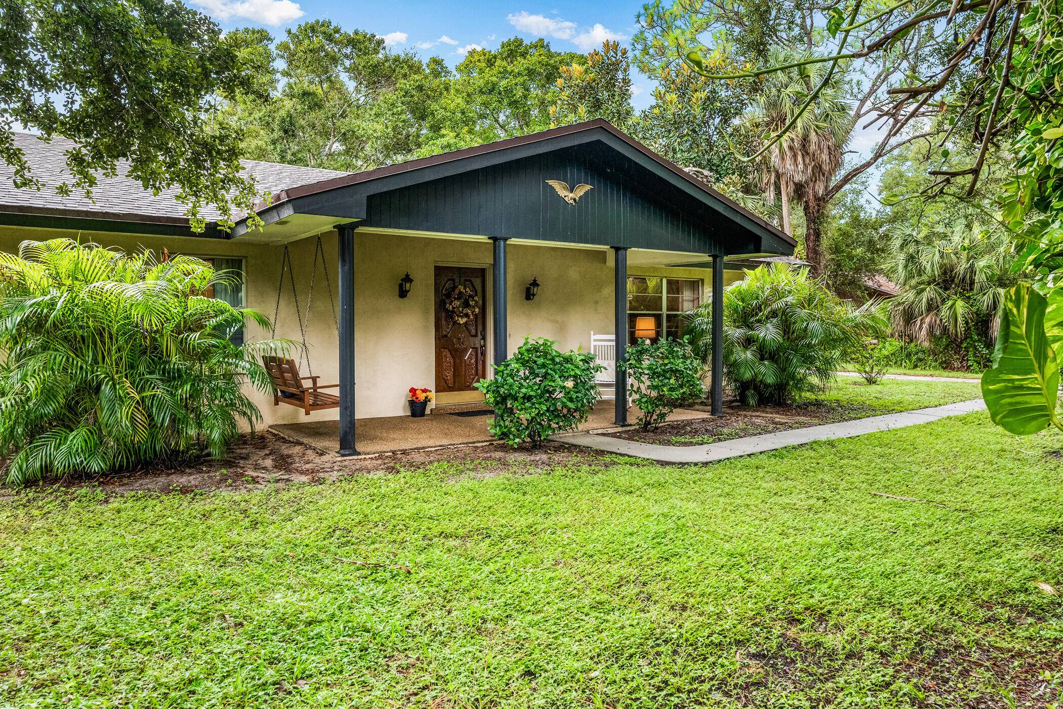 Looking for a large lot, solid home, great location, and no HOA ?