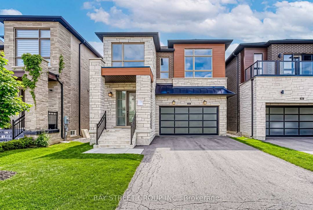 A Rare Offering In Observatory Hill This 3 Year New Regal Crest Masterpiece Defines Modern Luxury Living In The Heart Of Richmond Hill.