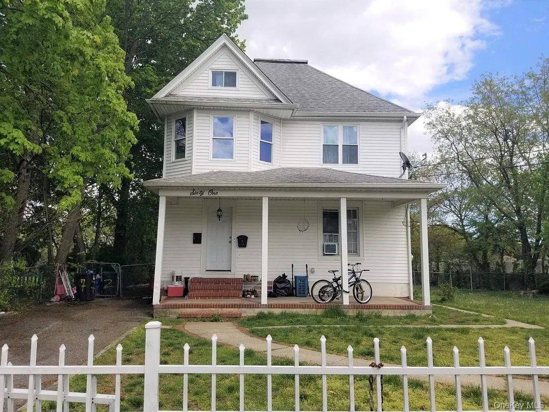 Spacious colonial featuring living room dining room eat in kitchen, 4 bedrooms, 3 full bathroom, big yard perfect for entertainment.