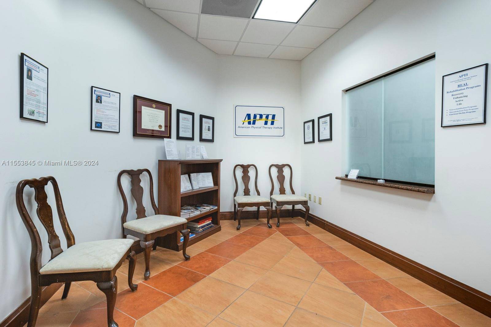 Plaza San Remo is a high desired medical office building and perfectly located exit the US1 on 57th Ave Red Road where South Coral Gables, South Miami and Pinecrest intersect.