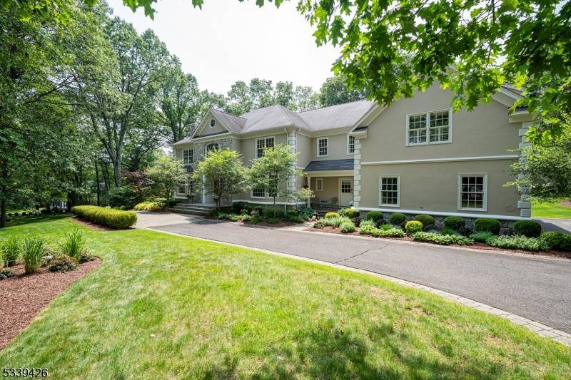 Welcome to this stately 5 bedroom, 5.