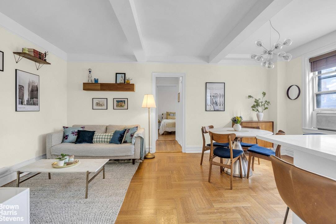 Perched on the eleventh floor of this prewar historic Brooklyn Heights coop building, this move in ready one bedroom apartment is a gem.