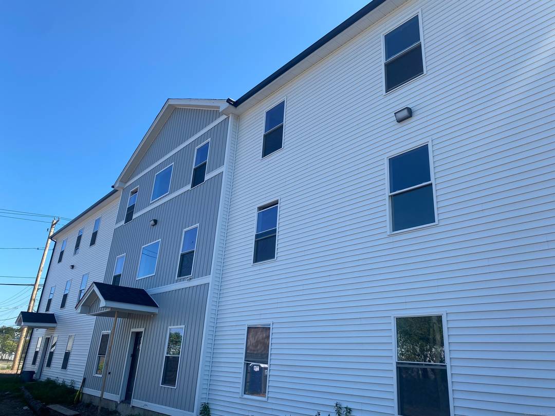 brand new construction by local builder in the area fully permitted seven unit ready to go.