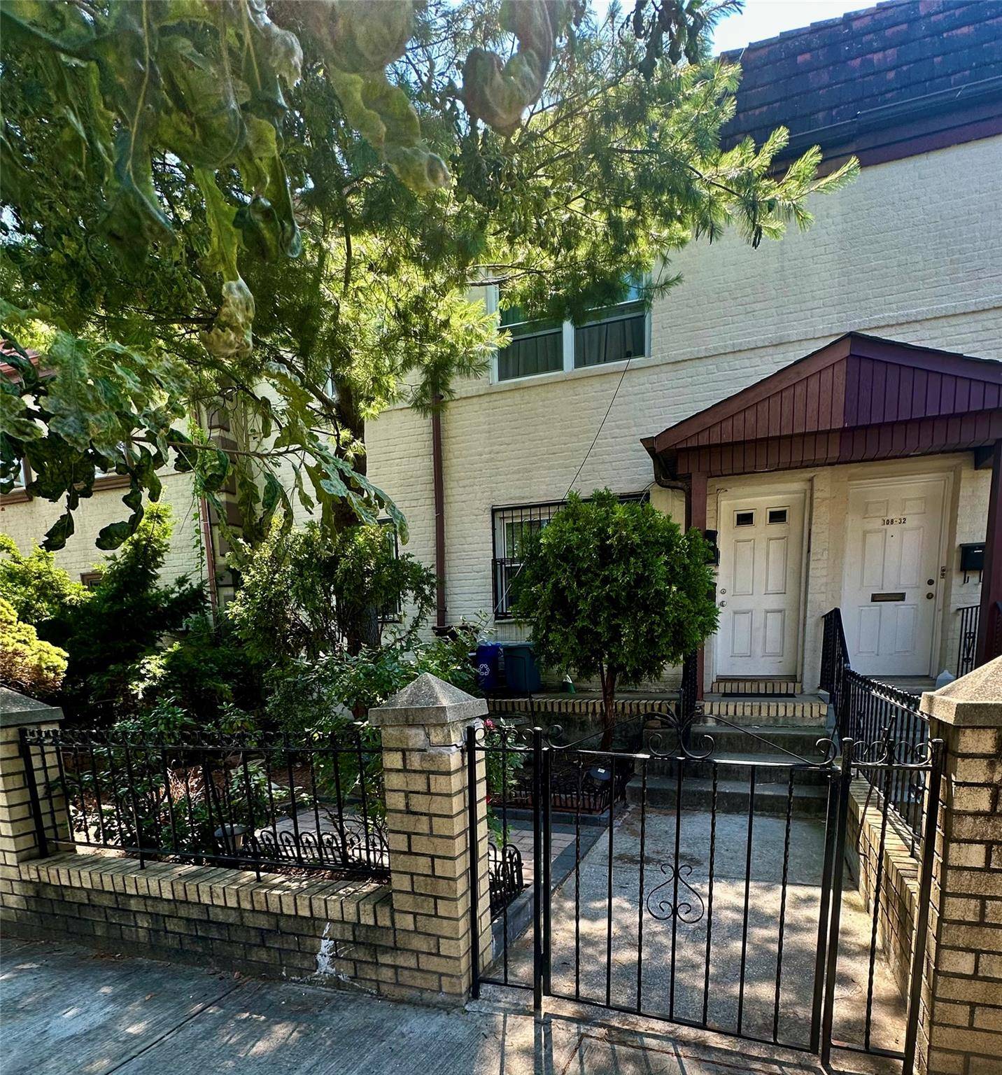 Prime 2 Family Brick Duplex in the Heart of Forest Hills !