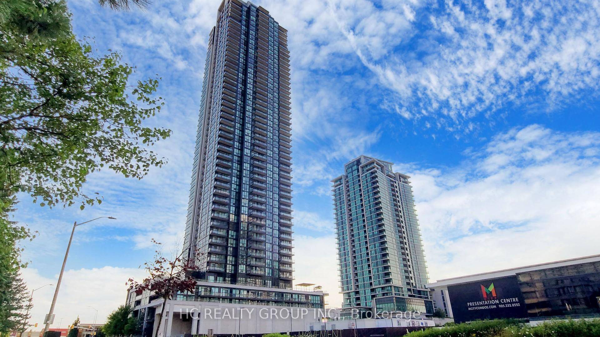 Lake Views amp ; Prime Location !