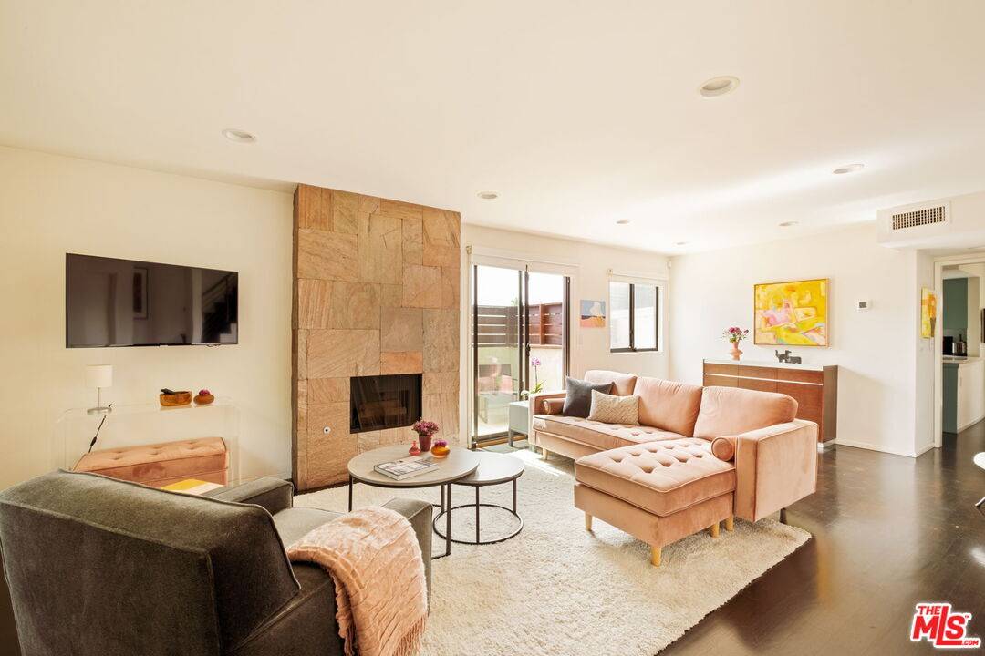 2310 11th St 2BR Santa Monica La