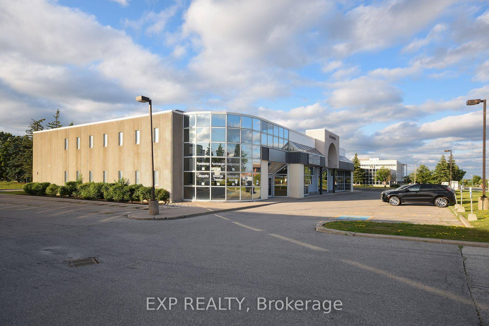 Discover a Premier Office Opportunity in the Heart of Richmond Hill !