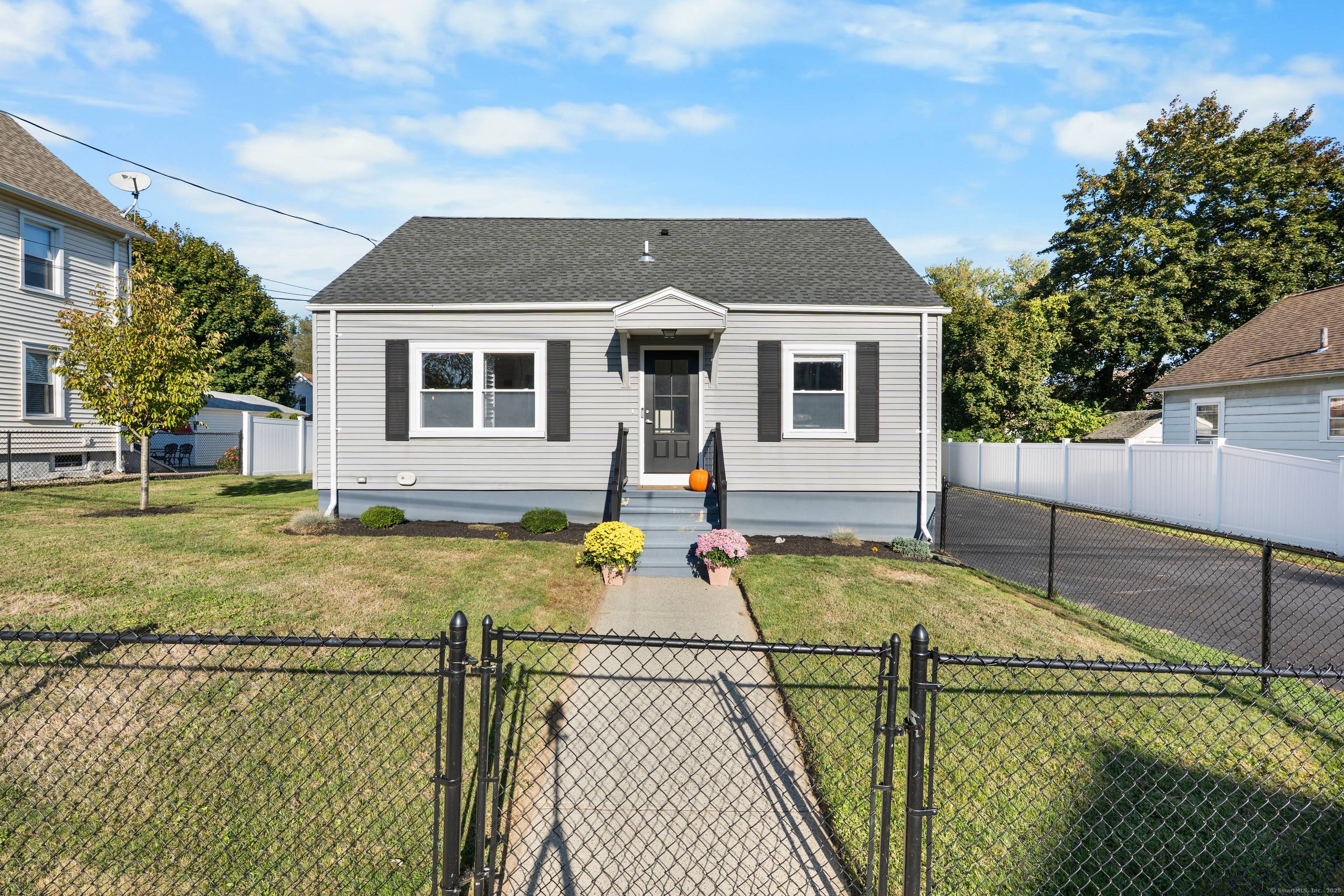 Welcome to 75 Berwyn Street, your dream home awaits !