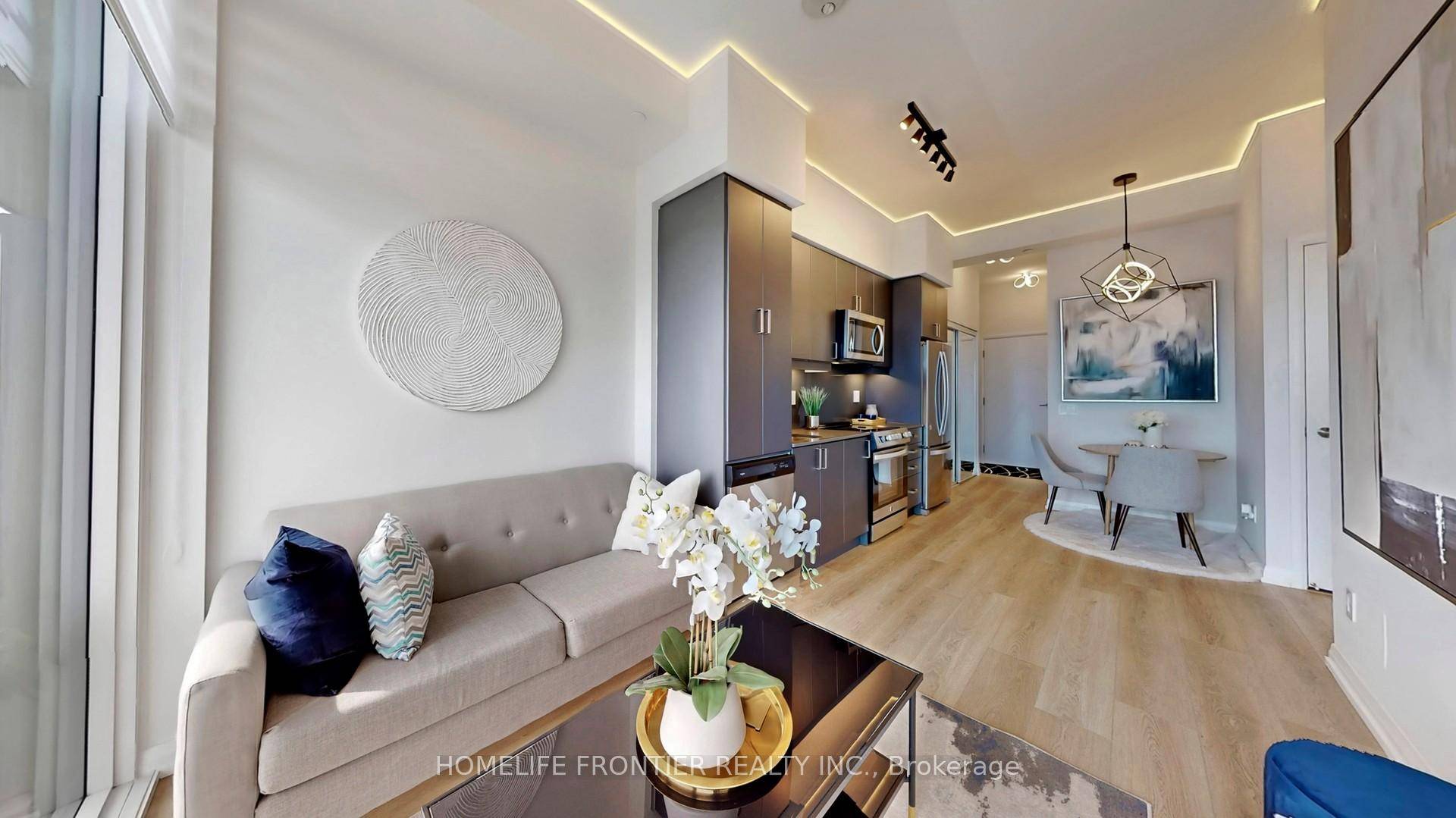 Beautiful 1 bedroom REONVATED Condo with a gorgeous view.