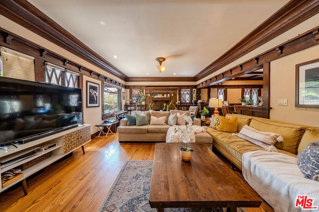163  S Kingsley Dr 6BR Mid Wilshire La