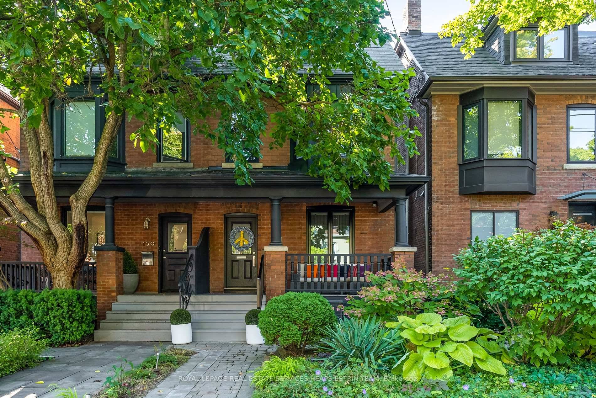 Nestled in the heart of Summerhill on one of Macpherson Avenue's most coveted blocks, this beautifully renovated four bedroom, five bathroom residence blends timeless character with modern sophistication.