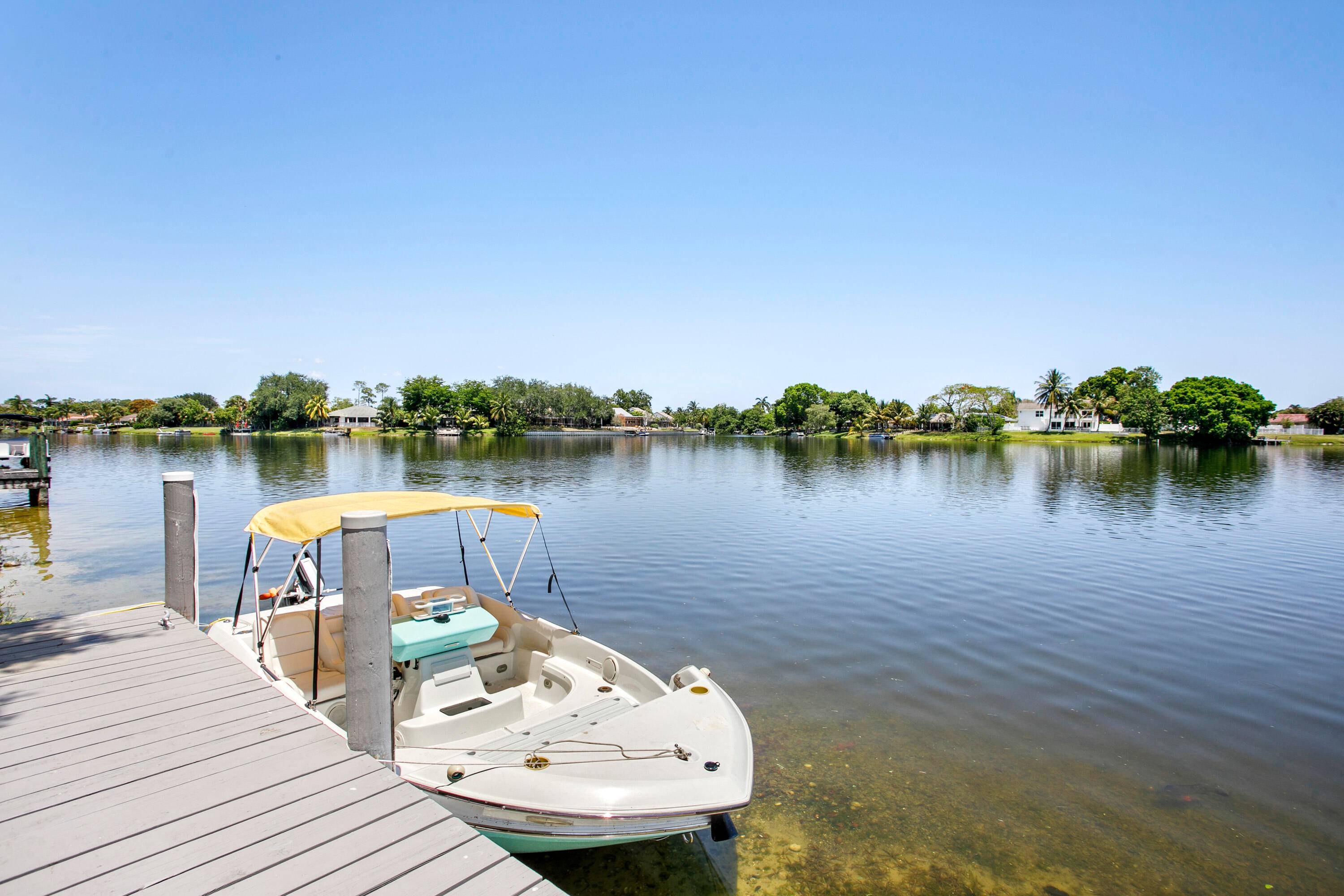 With exquisite views and a new stylish renovation, this is lakefront living at its finest.