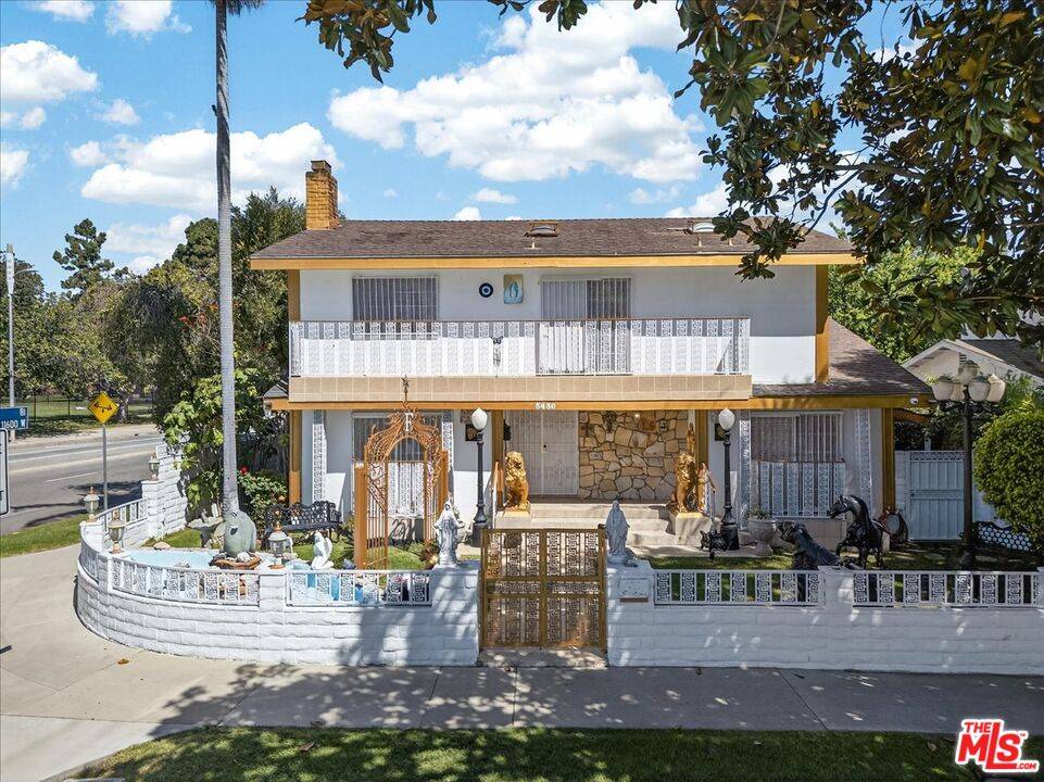 3430   Mclaughlin Ave 3BR Marina Del Rey La