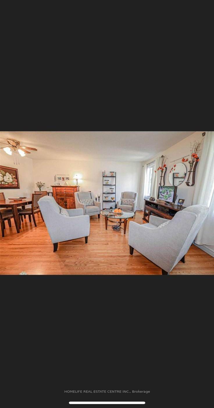 This exceptionally clean and well maintained upper level unit offers 3 bright bedrooms 1.