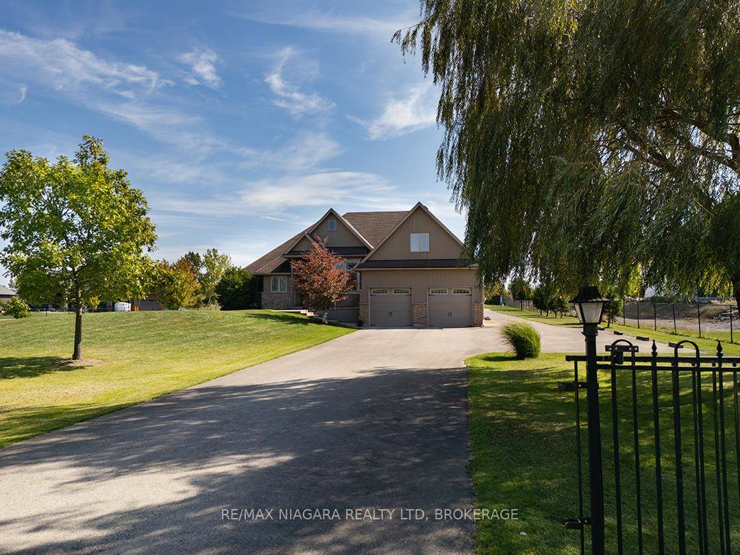 Sprawling 3 bedroom, 2. 5 bathroom bungalow situated on a 1.