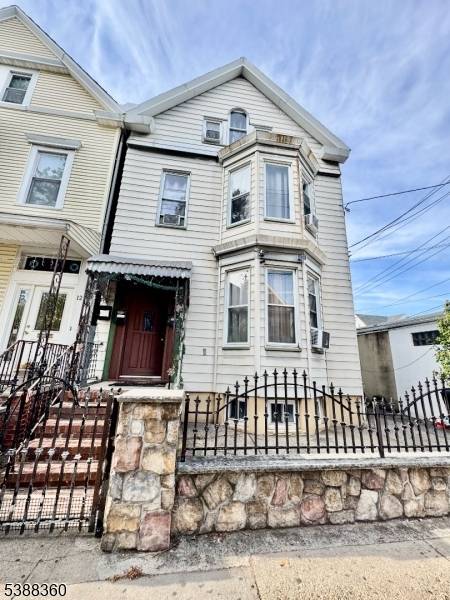 Great Investment Opportunity in the Heart of Ironbound !