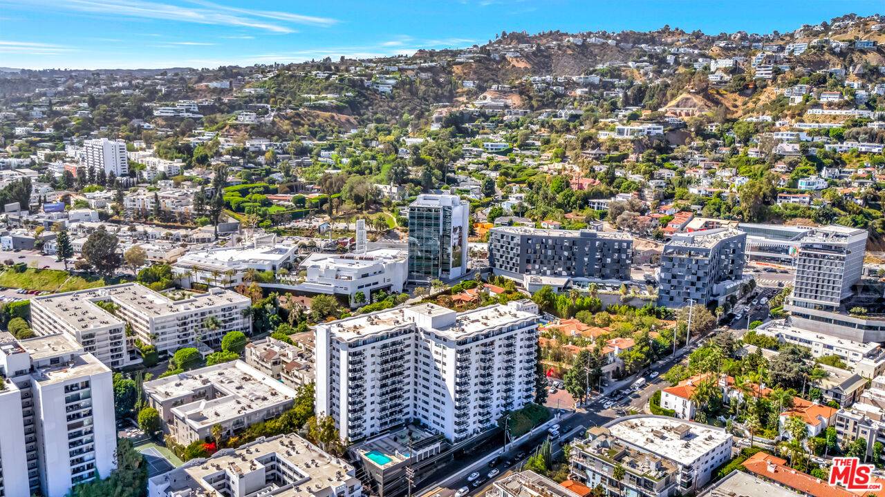 1155 N La Cienega Blvd 1BR Sunset Strip La