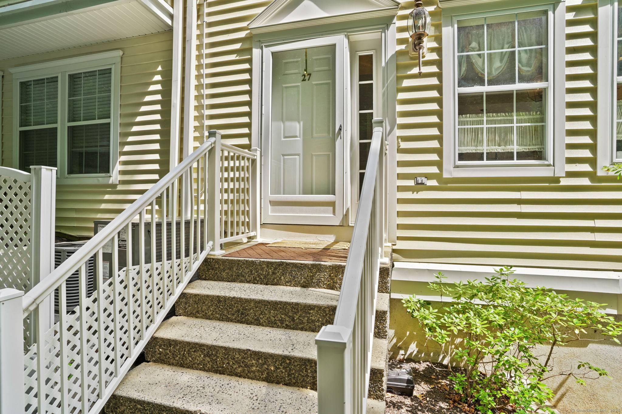 Wonderful opportunity to own in sought after Stonehouse Commons, a private 26 unit Town Home community conveniently located off of route 7, less than 10 minutes from historic Main Street, ...