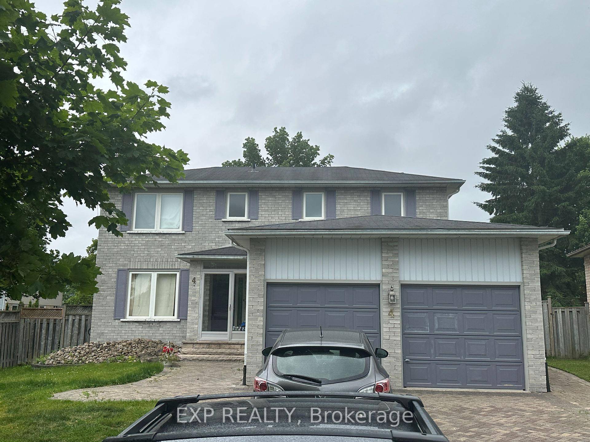 18 month old, professionally finished, modern one bedroom basement apartment in sought after Holland Landing.