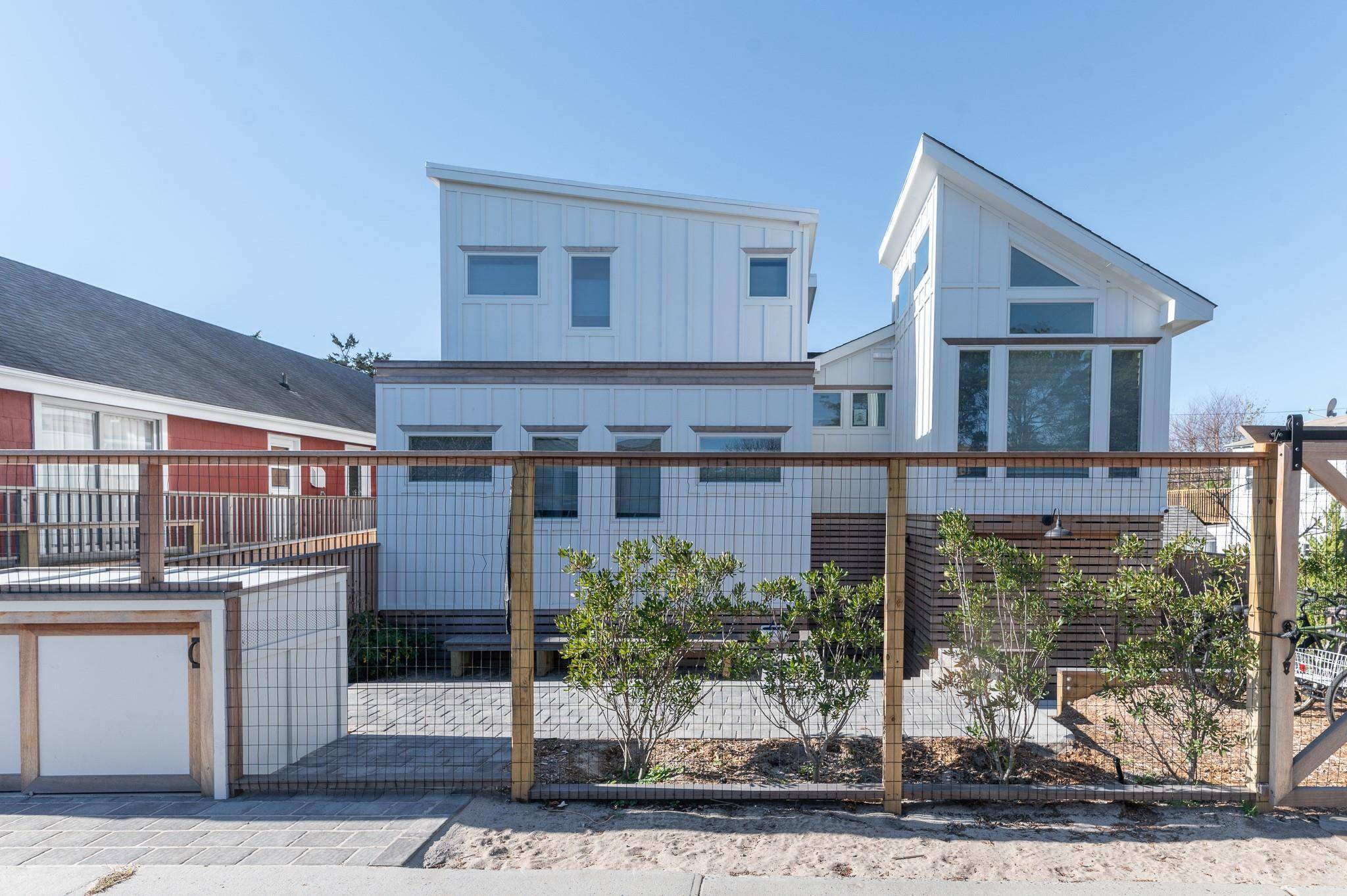 This Home is Available To Rent Weekly For 11, 500 NOT a month.