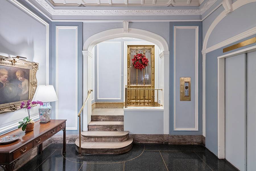 Welcome to Apartment 1A F at 850 Park Avenue, an extremely rare maisonette featuring a private lobby entrance.