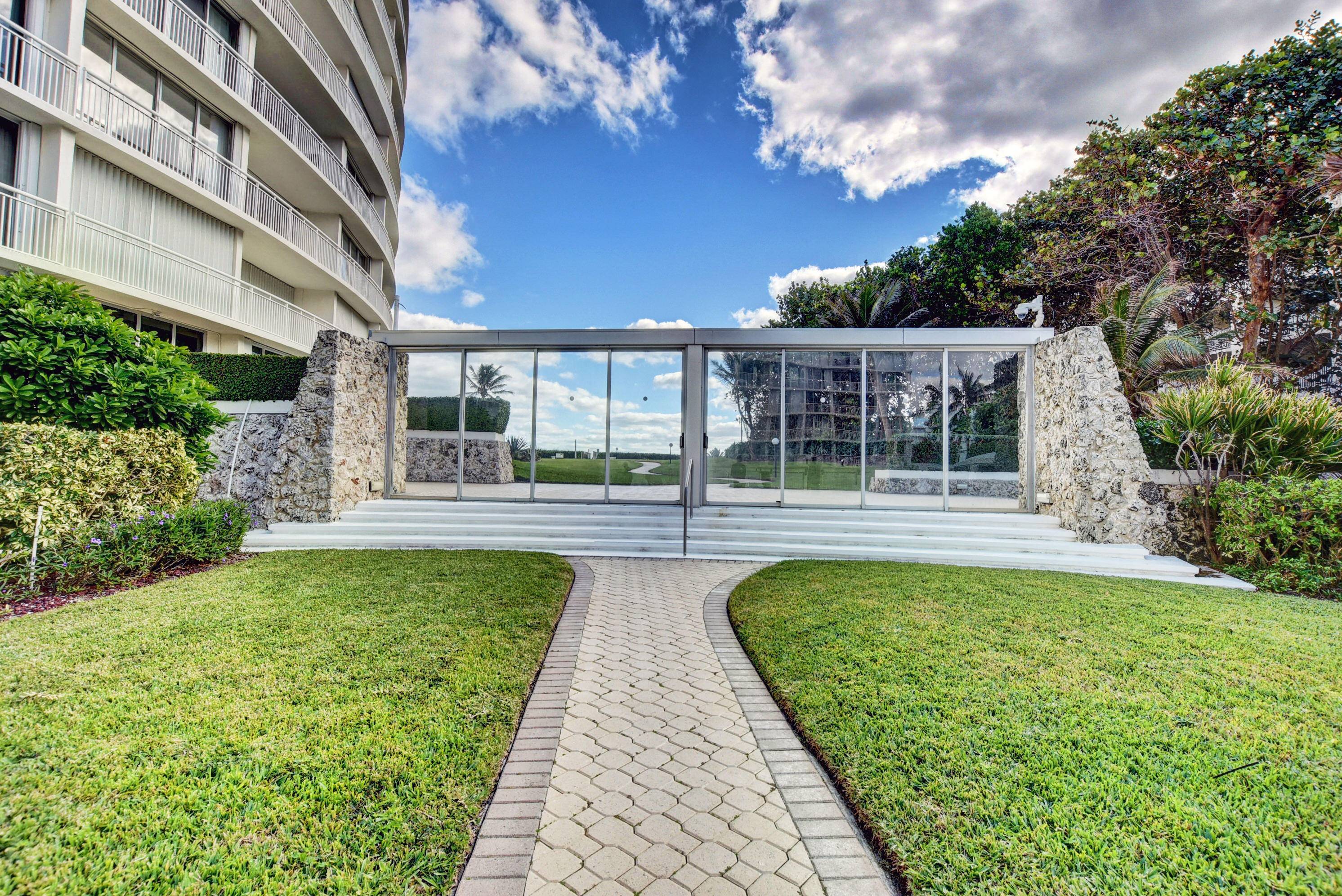 Oceanfront Elegance in Palm Beach Enjoy stunning ocean and pool views in this beautifully remodeled residence on the ocean side of A1A.