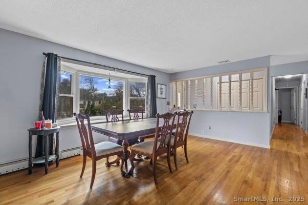 Secluded Off the Street 2 Deed property in One.