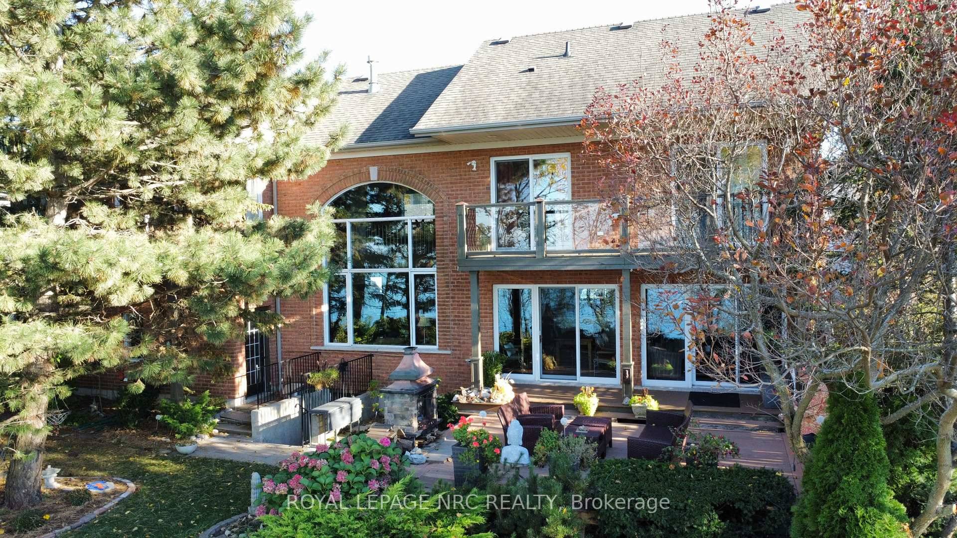 Waterfront community rich with amenities, sand beaches, marinas, restaurants, century old canal with east amp ; west side of canal boardwalks to light house, connecting trails, 2 schools, churches, Indoor ...