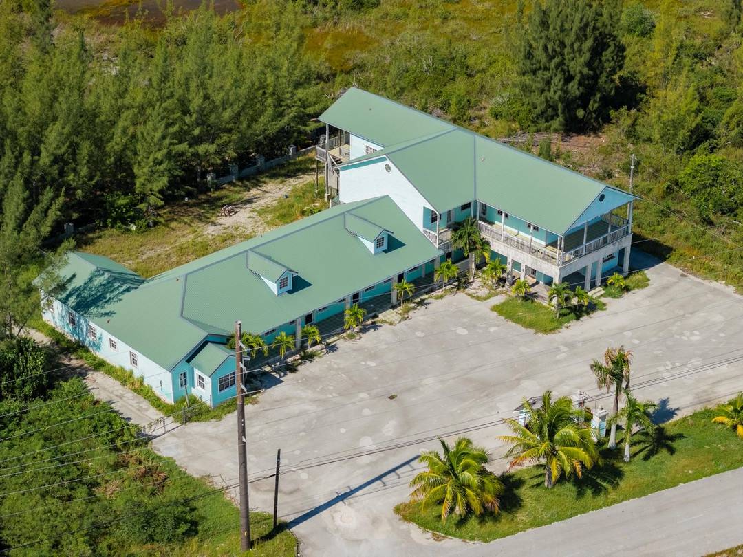 BUCCANEER BEACH WEST END Apartment Complex Grand-Bahama-Freeport