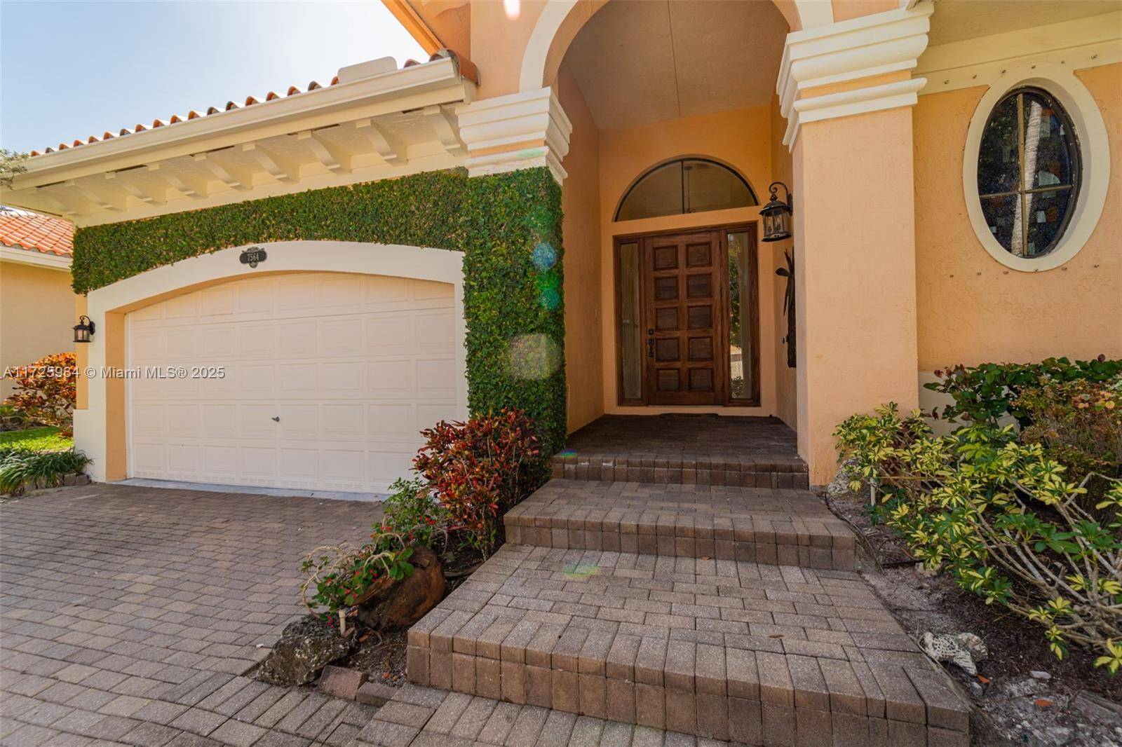 YOUR PERSONAL PARADISE ! Beautiful 1 story 4 bedroom 2.