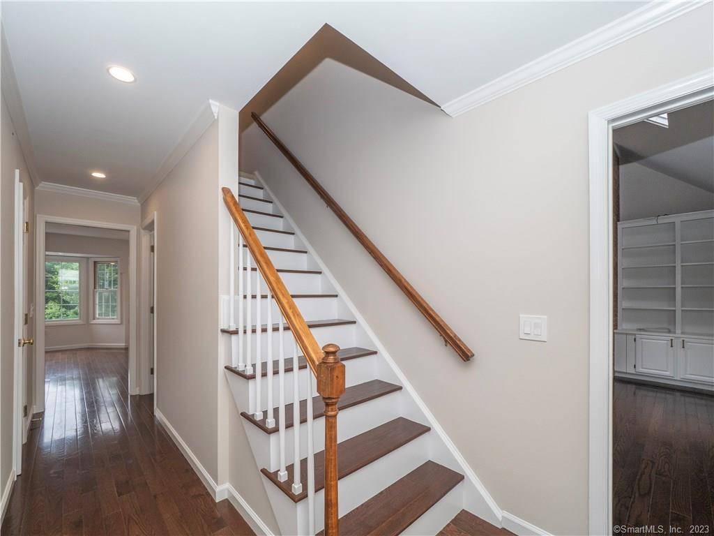 Desirable two bedroom plus den could be 3rd bedroom unit in Quail Ridge 1.