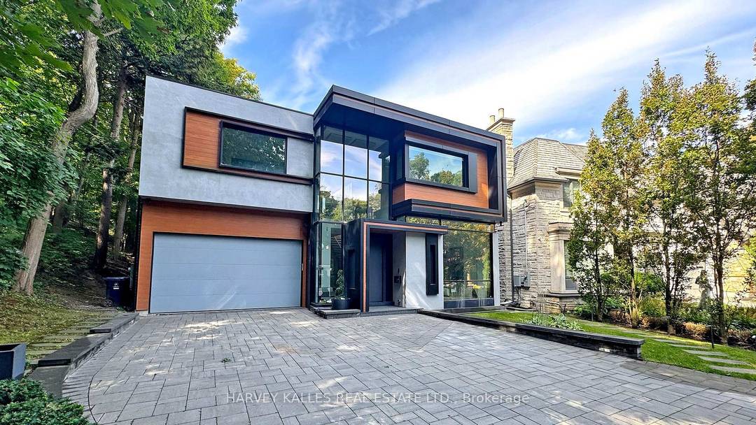 Tucked Away On A Quiet Cul De Sac In Hoggs Hollow And Backing Onto The Serene Grounds Of Rosedale Golf Club, 12 Winton Road Is A Striking Modern Residence By ...