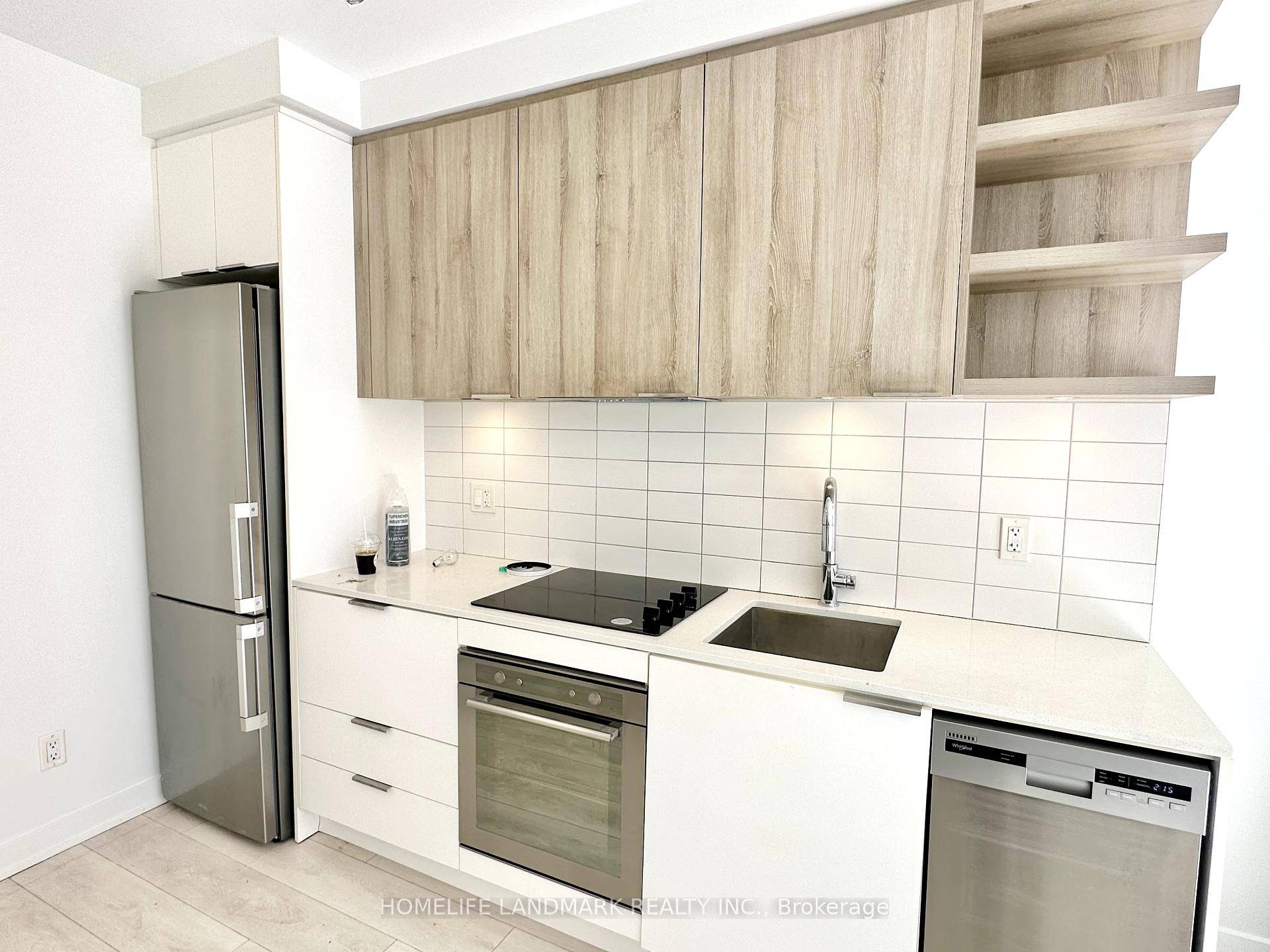 South Facing, Sun filed One Bedroom Unit with a Large and Private Terrace !