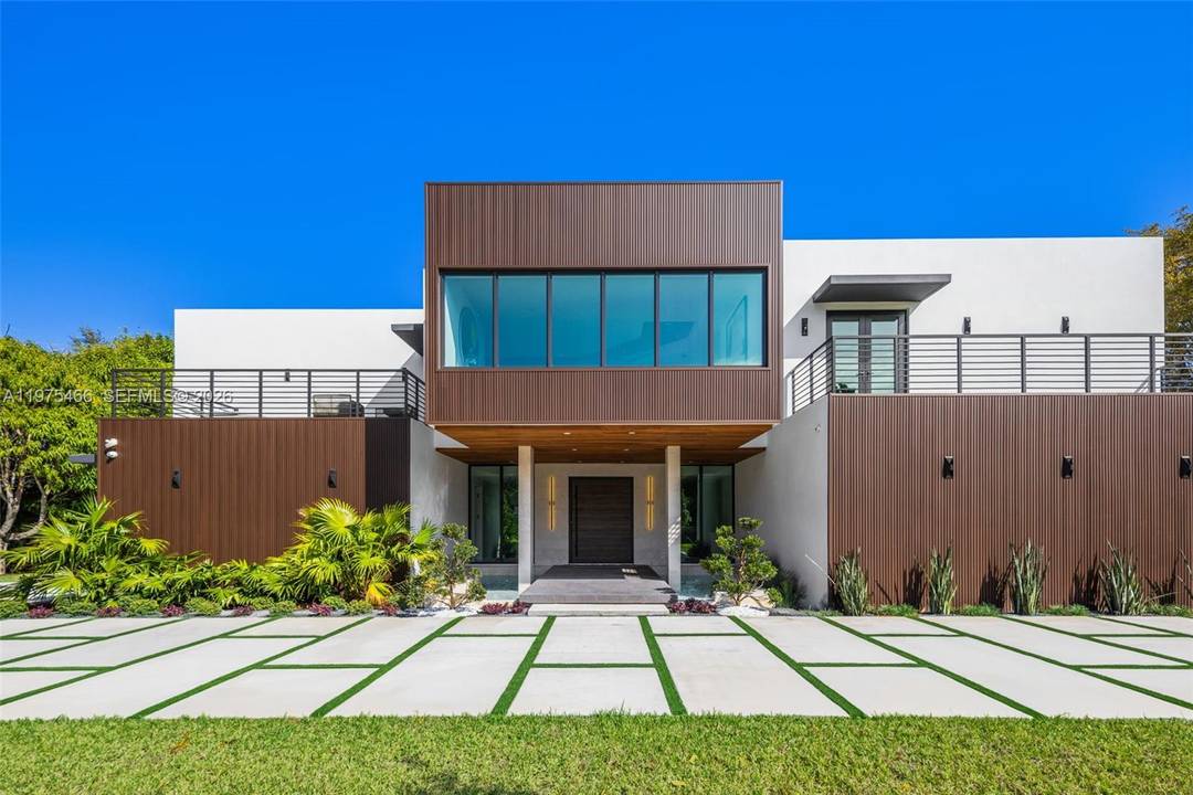 Welcome to a stunning new luxury home in the heart of Pinecrest.