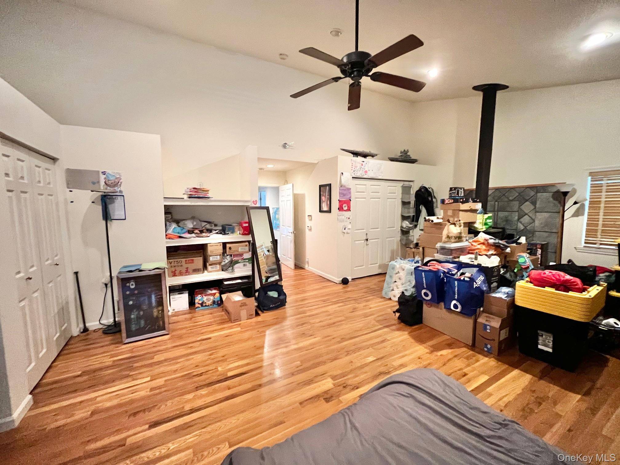 Spacious 3 Bedroom, 2 Bathroom Apartment on 1st Floor in Private Home Located In Harrison.