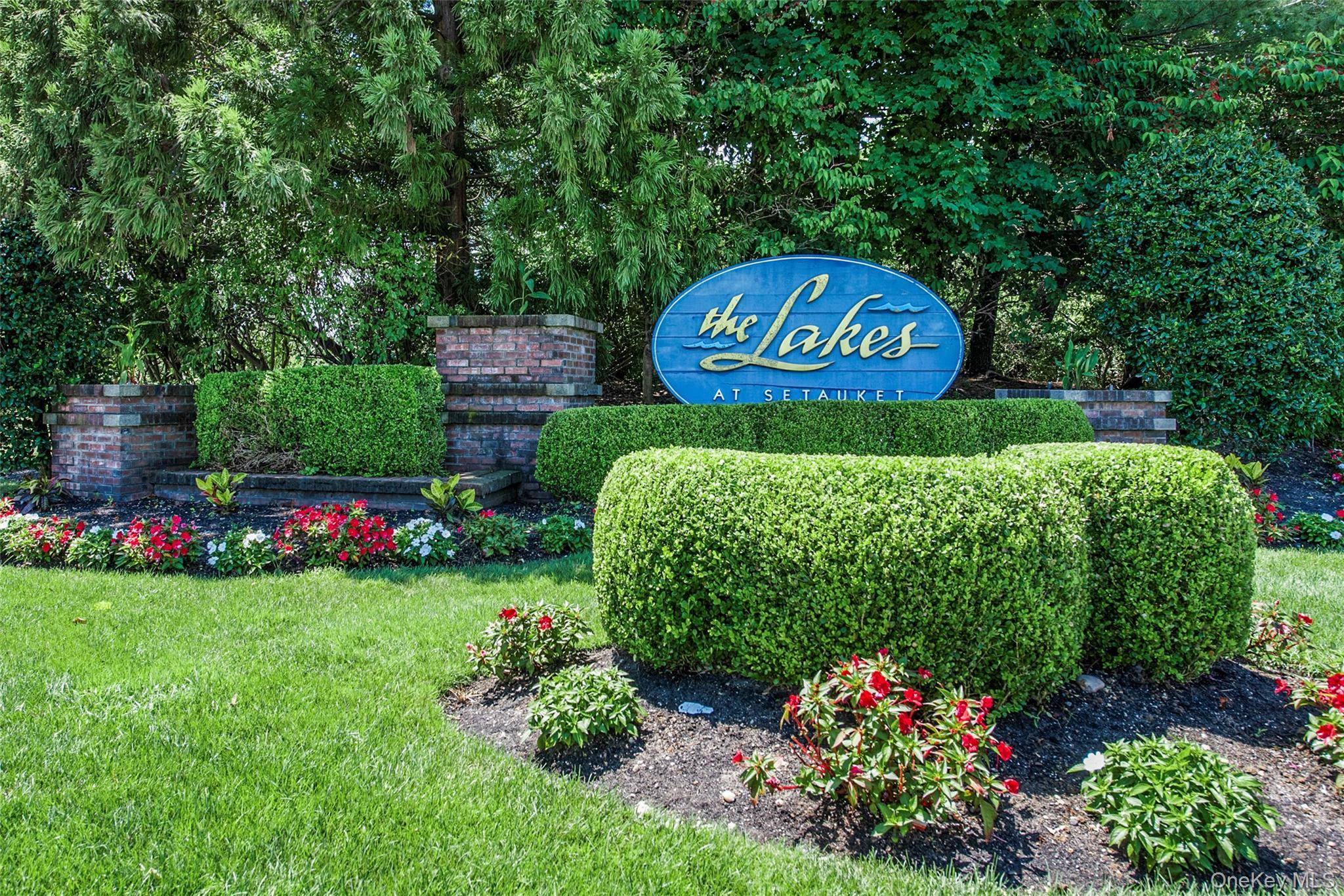Move Right In ! This Is An Impeccably Updated Maintained Essex Model Overlooking The Lake.