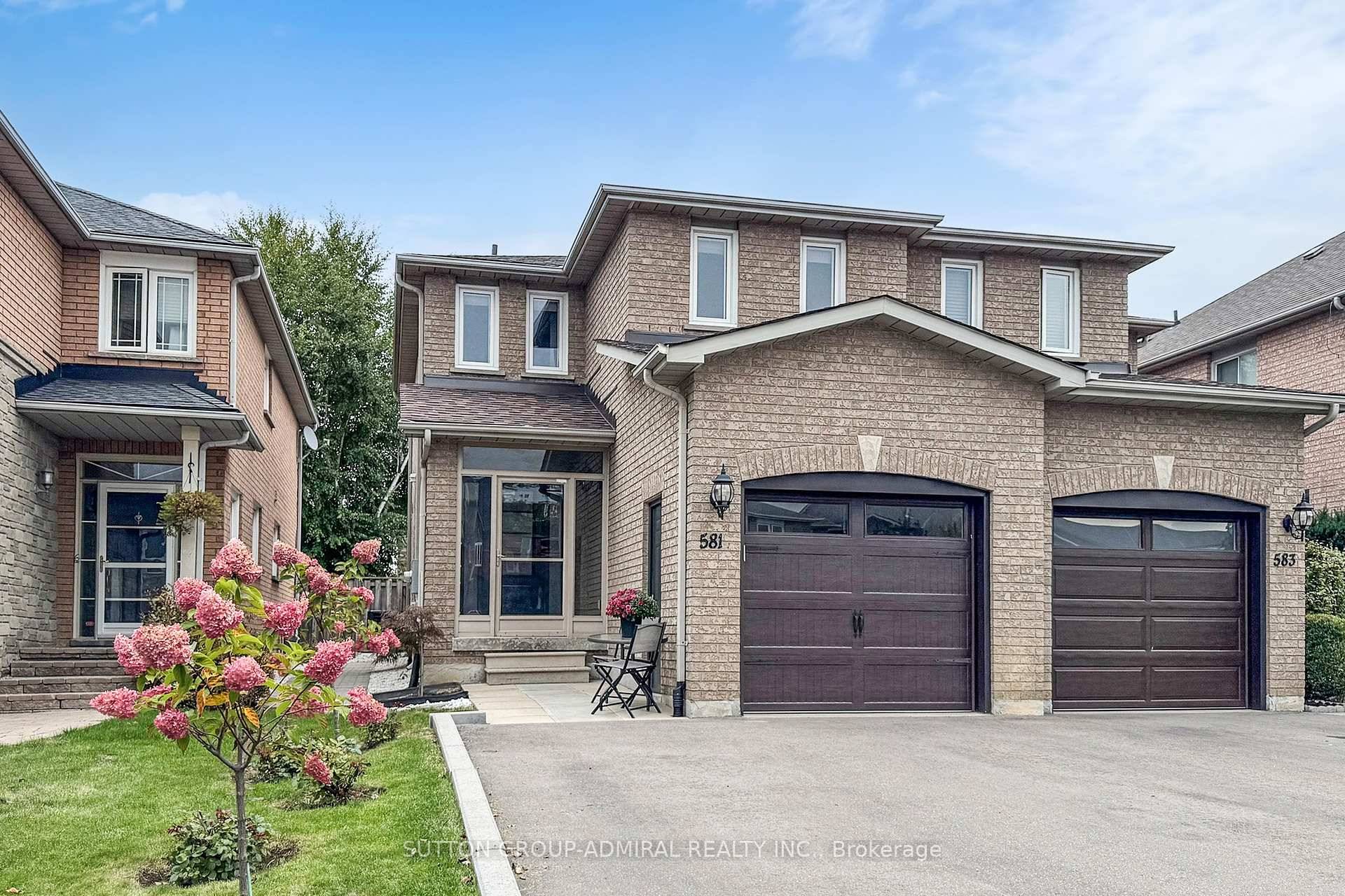 Welcome to Your Dream Home in Stonehaven, Wyndham, Gorgeous Renovated 3 Bedroom Semi Detached Prime Location Move In Ready Step into this beautifully renovated 3 bedroom semi detached home nestled ...