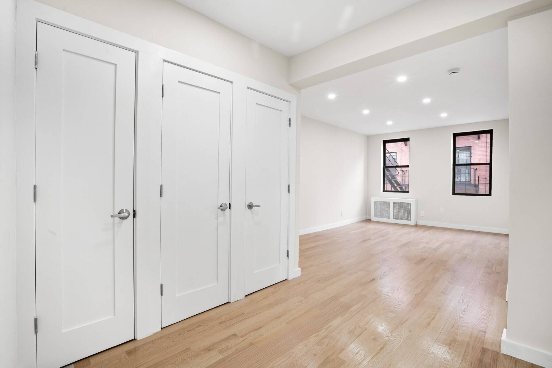 Nestled at the edge of the Hamilton Heights Sugar Hill Historic District, the Convent Gardens Condominiums blends the best of the neighborhood's charm.