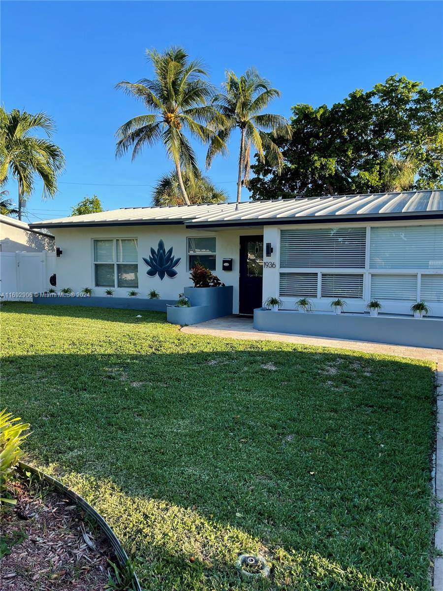 Nestled in the heart of the vibrant and sought after Wilton Manors community, this 3 2 house is a stunning single family residence that perfectly blends modern comfort with Florida ...