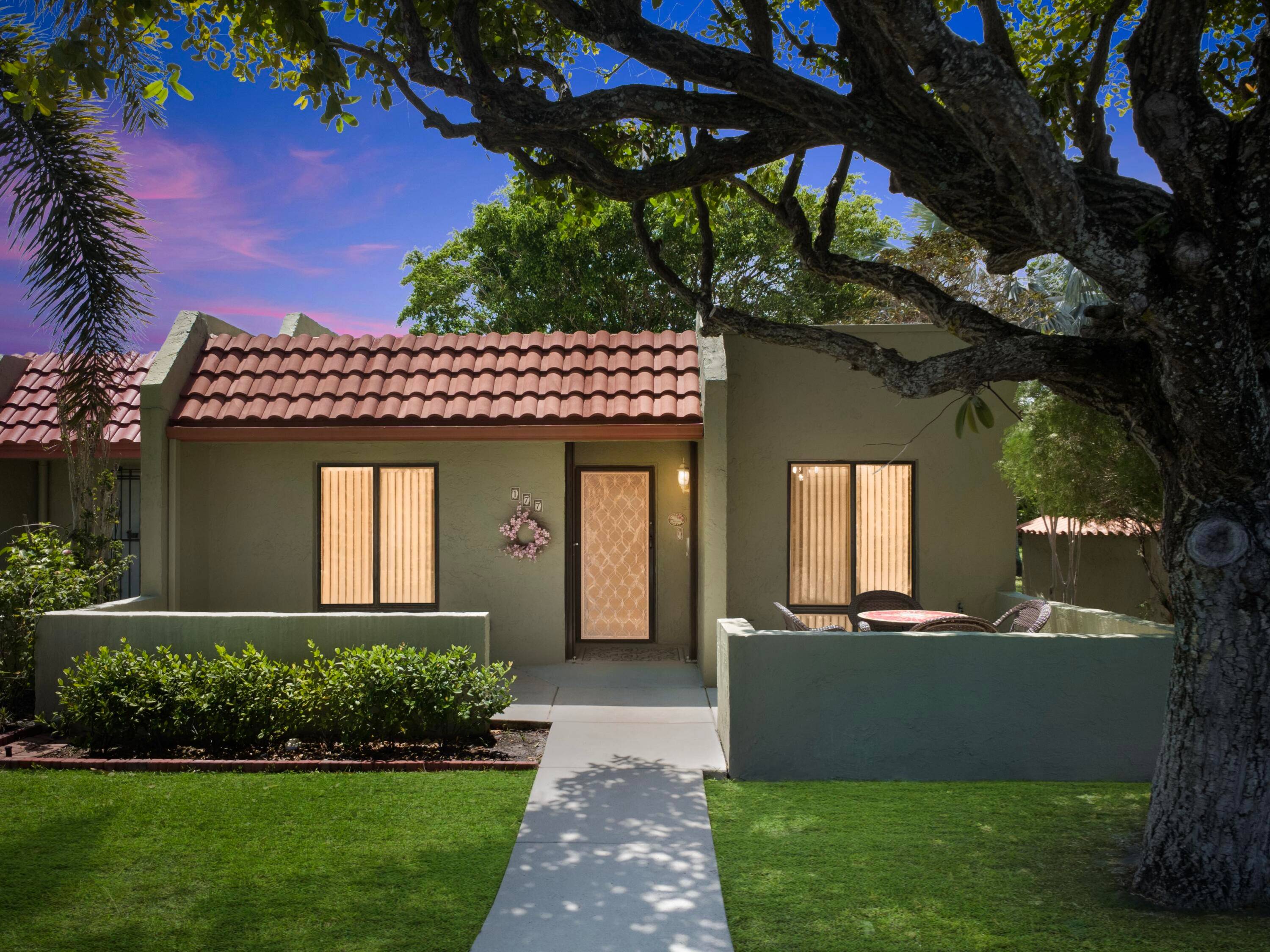 Welcome to Vizcaya Gardens, a quiet and well maintained all ages community with low HOA fee that includes water.