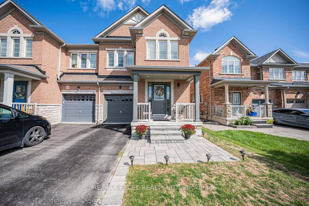 Welcome to this stunning, fully upgraded 3 bedroom SEMI detached home nestled in one of Stouffvilles most desirable family friendly neighborhoods.