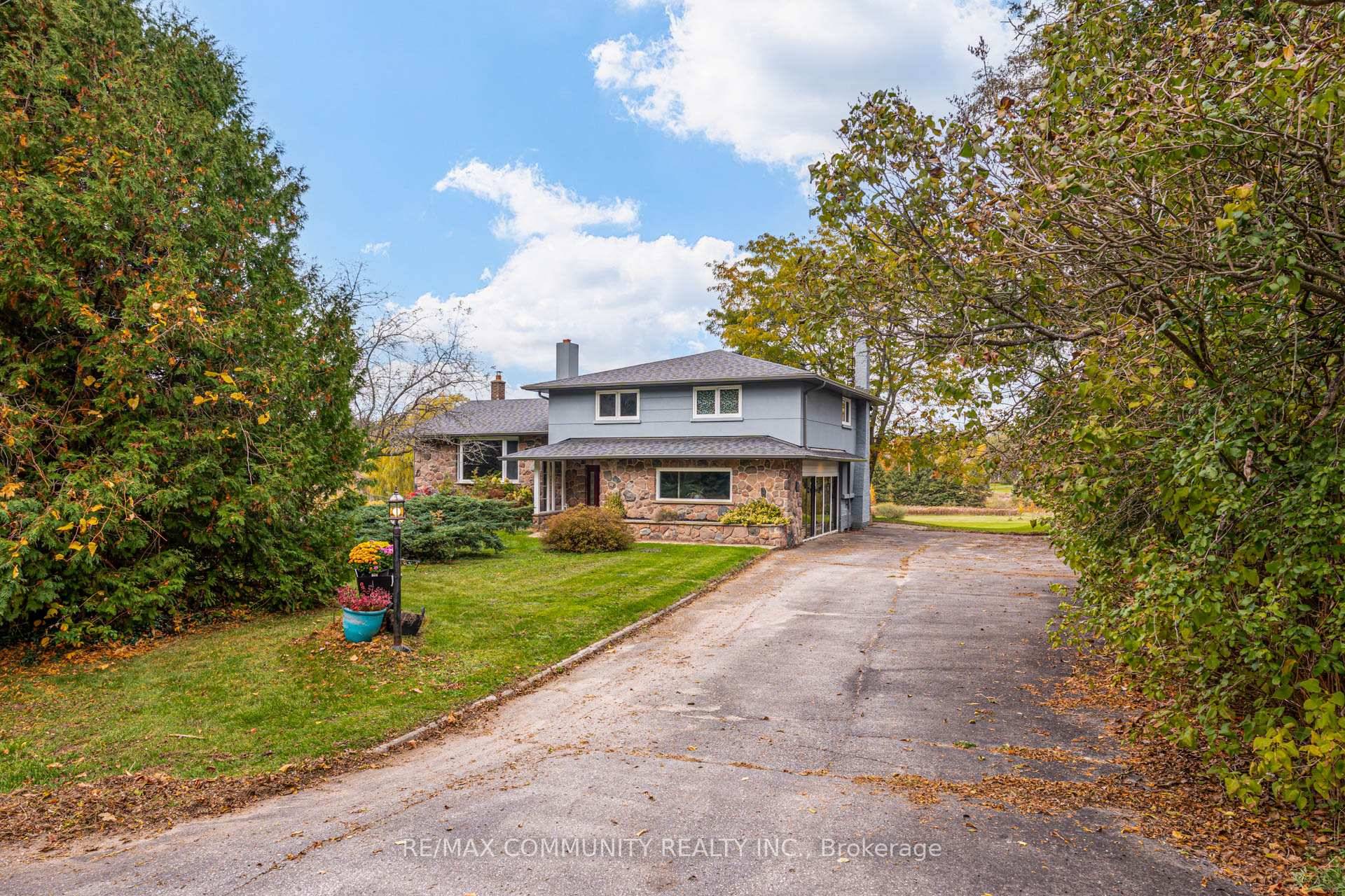 Welcome to this breathtaking 10 acre property, located just 2 minuted from Highway 407.
